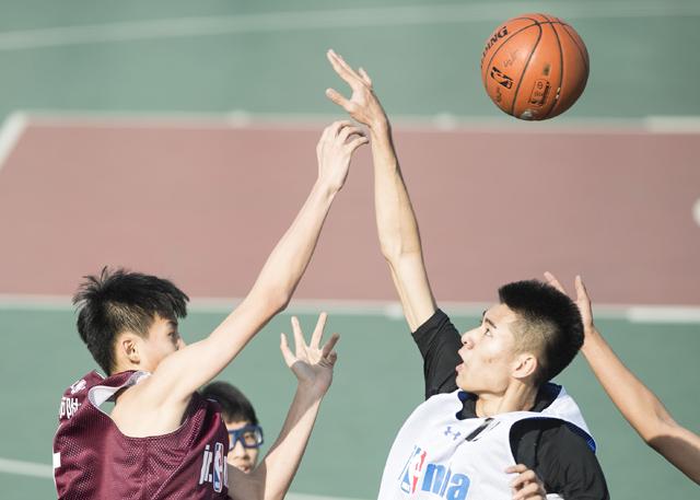 成人午夜在线播放